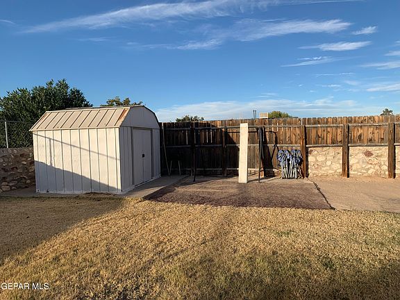 5th image of 2149 Octubre Dr