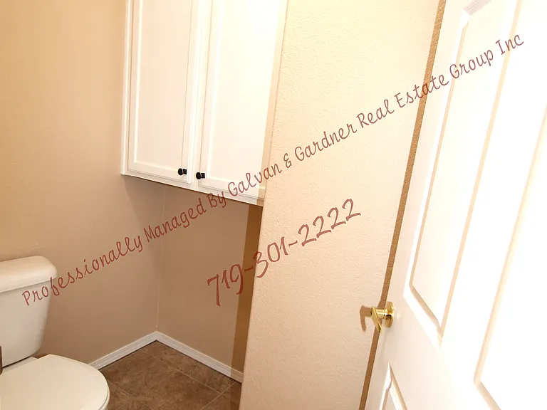 3850 Strawberry Field Grv #B — Photo 9