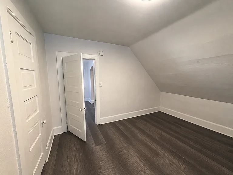 1112 Wisconsin Ave — Photo 11
