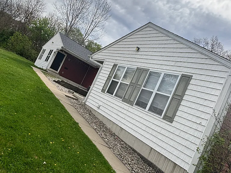 1329 Fraternity Village Dr — Photo 2