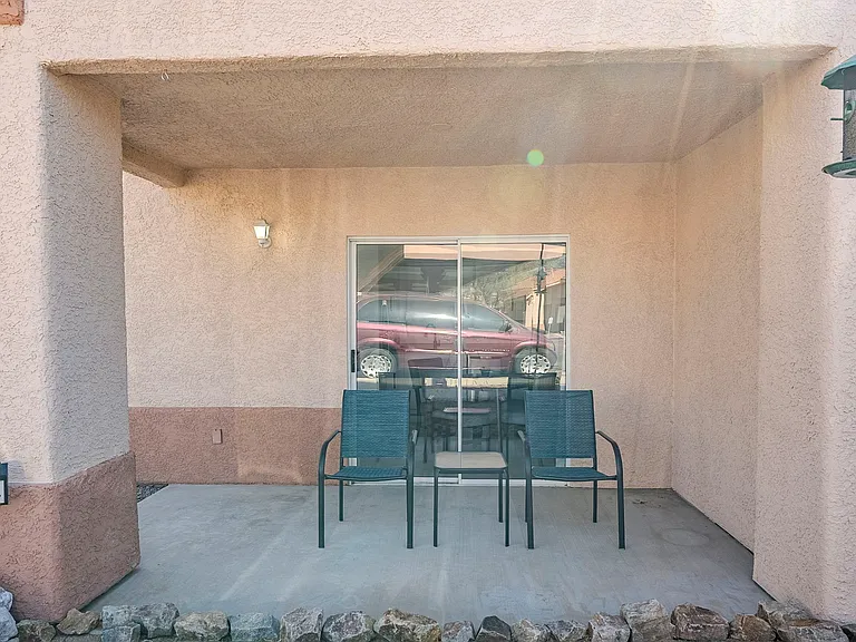 1564 N Paseo La Tinaja — Photo 30