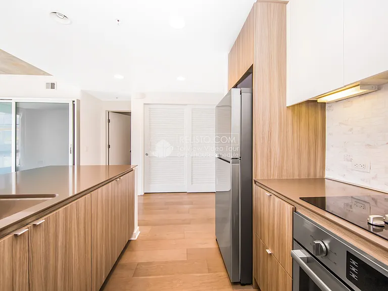 45 Bartlett St #705 — Photo 6