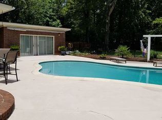 1176 Folly Rd, Charleston, SC 29412