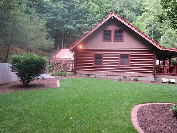 4th image of 53 Marjorie Ln