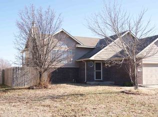1918 S Prescott Cir, Wichita, KS 67209