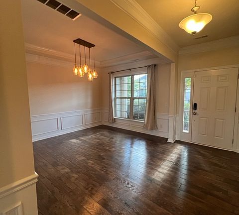 Formal dining room