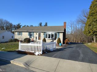 255 Rapho St, Manheim, PA 17545
