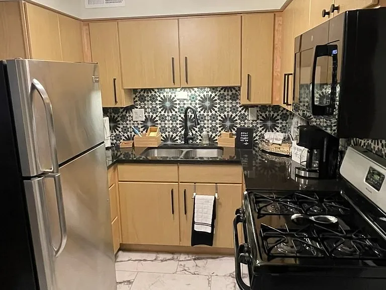 5801 Sunshine Dr #203 — Photo 3