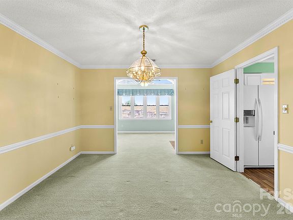 5th image of 1660B Union Rd