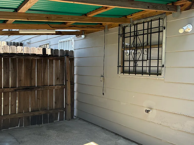 558 S Flannery Rd #B — Photo 17
