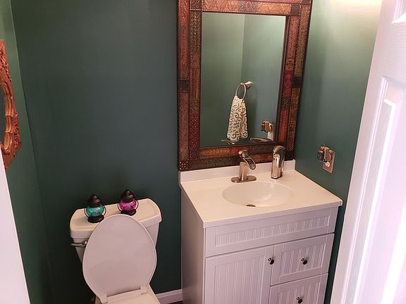 5th image of 20892 Derrydale Sq