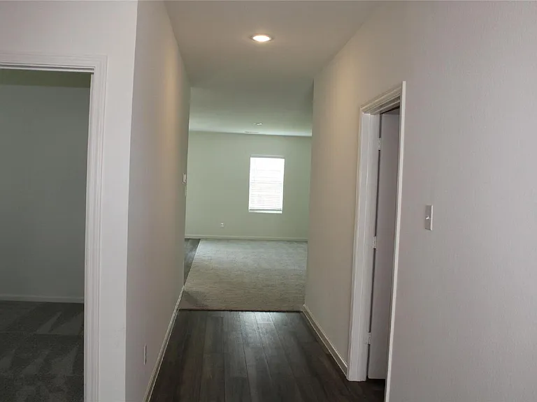 1665 Hossler Trl — Photo 1