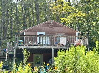312 King Richard Dr, Becket, MA 01223