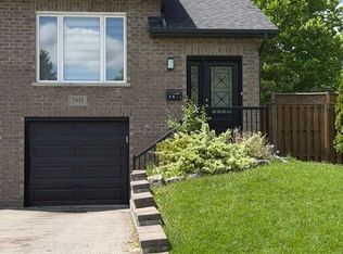 2951 Salerno Cres, Mississauga, ON L5N 1T3