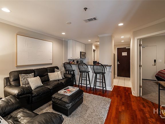 3rd image of 250 W Broad Street #720