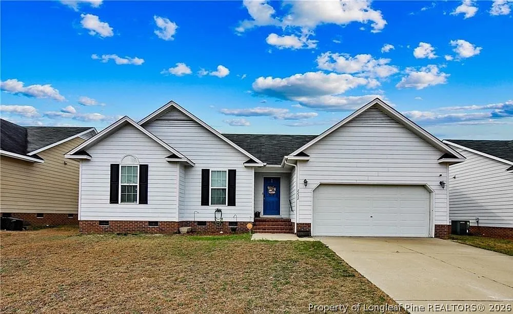 3 bed, 2.0 bath, 1266 sqft, $1,650 — Photo 1
