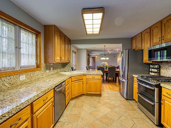 5th image of 1678 Monaco Pkwy