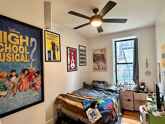 3rd image of 279 Kosciuszko St #107