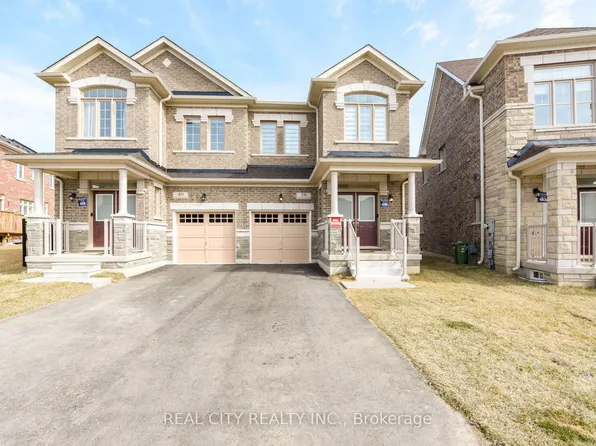 38 Silver Meadow Gdns, Hamilton, ON L8B 1Z4