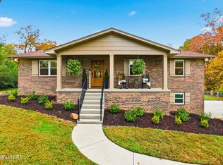 6716 Henegar Rd, Corryton, TN 37721