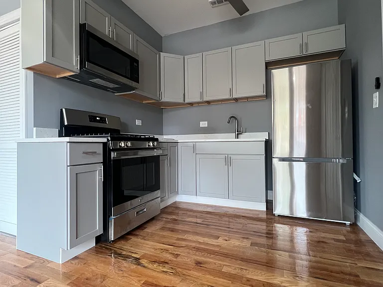 5433 S Union Ave #1R — Photo 3