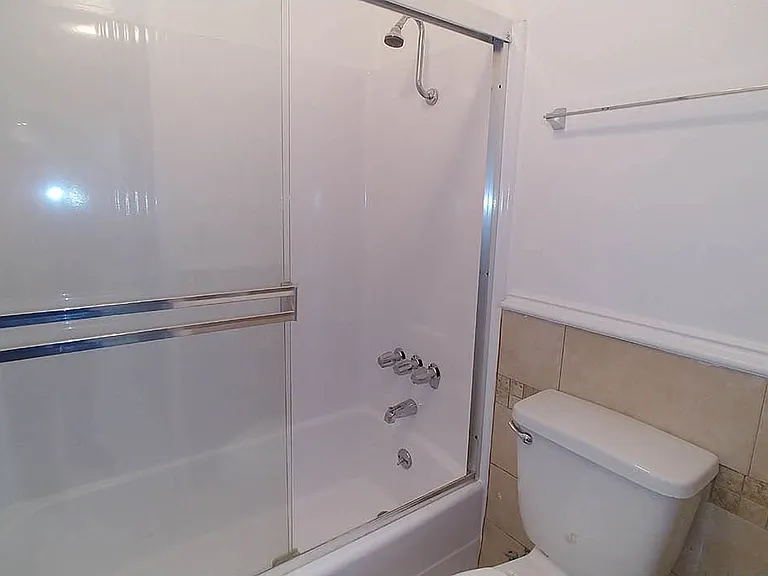 Alhambra @ Studio City Apts. — Photo 66