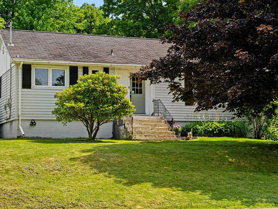 1st image of 3 Belle Vista Dr