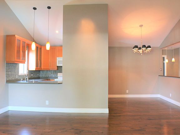 4th image of 2343 Fairway Dr #1