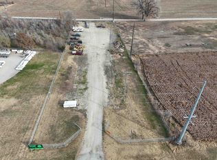 417 S 6th St, Clay Center, KS 67432