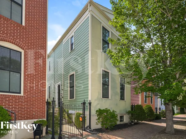 3455 Hiram St, Saint Charles, MO 63301