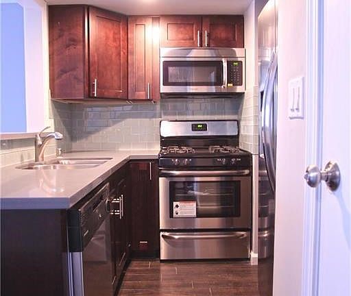4th image of 14425 Foothill Blvd Unit 18