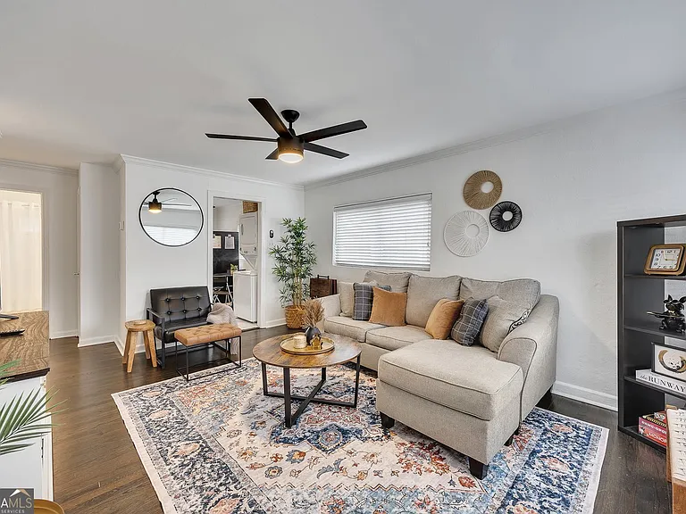 1040 Herndon St NW #B — Photo 6