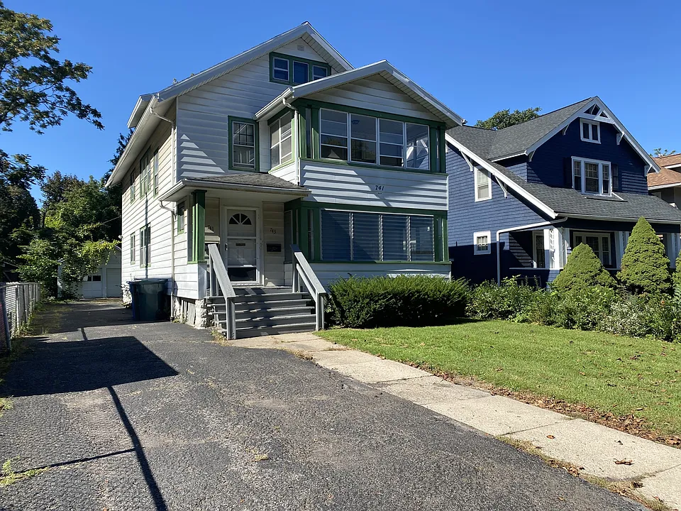 741-743 Genesee Park Blvd