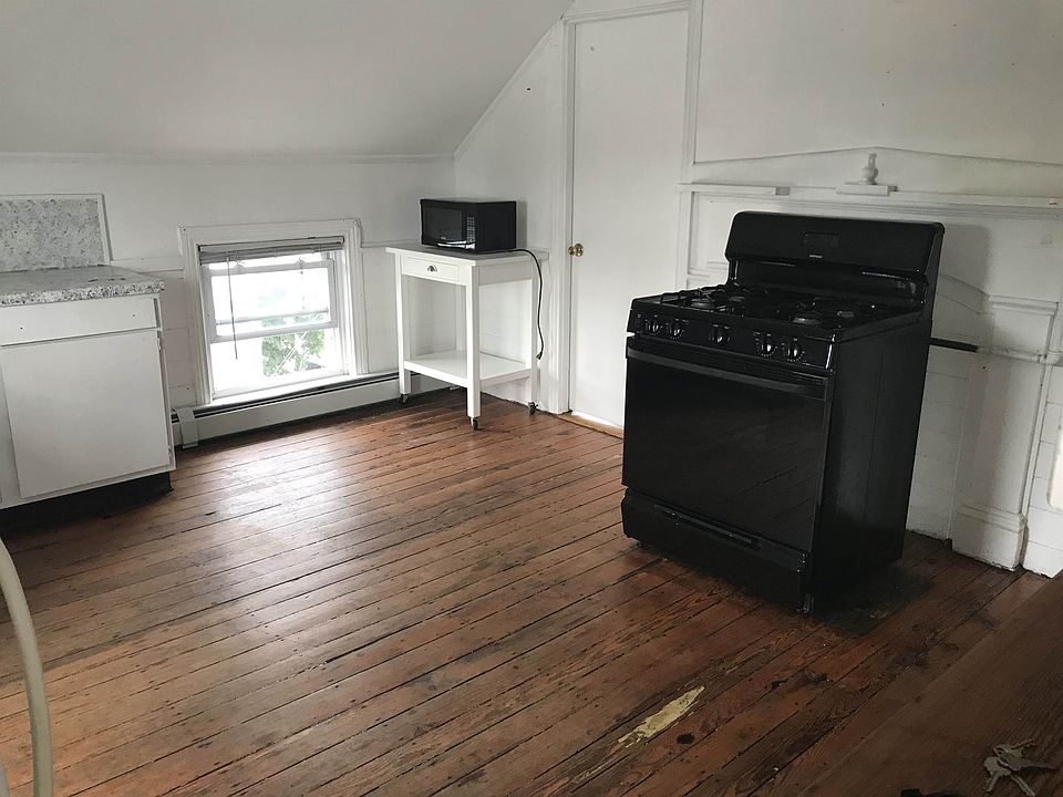 1st image of 2 Trenton St APT 3