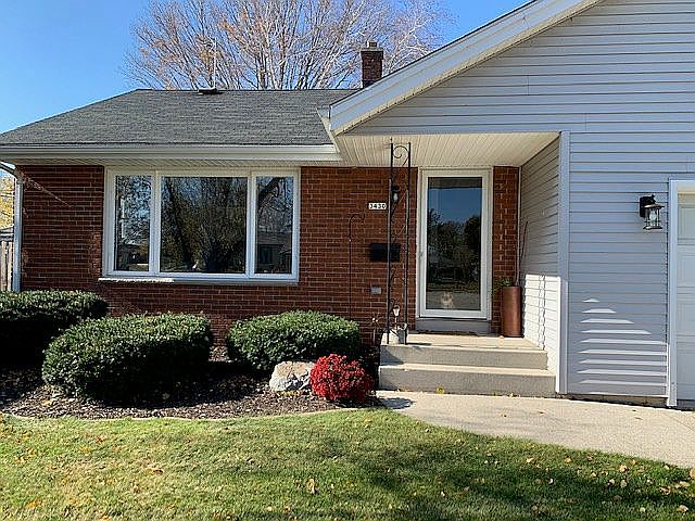 3430 Elm Cir, Sheboygan, WI 53081 | Zillow