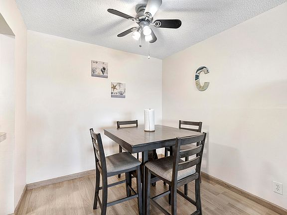5th image of 125 Shore Court #304a