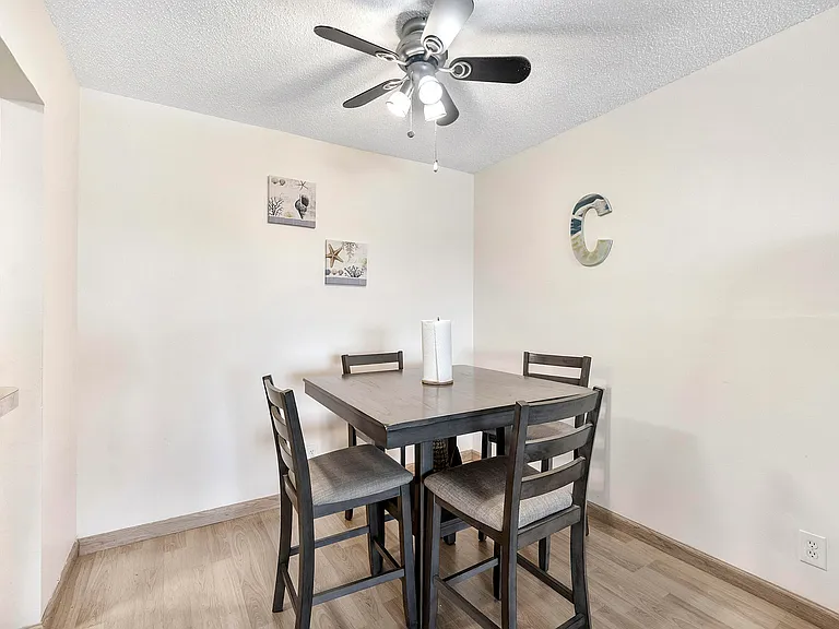 125 Shore Ct #304A — Photo 5