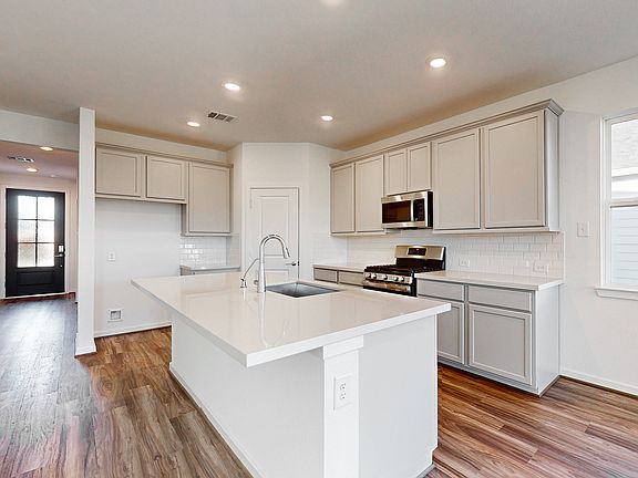 2nd image of 21619 Shadowbrook Birch Dr