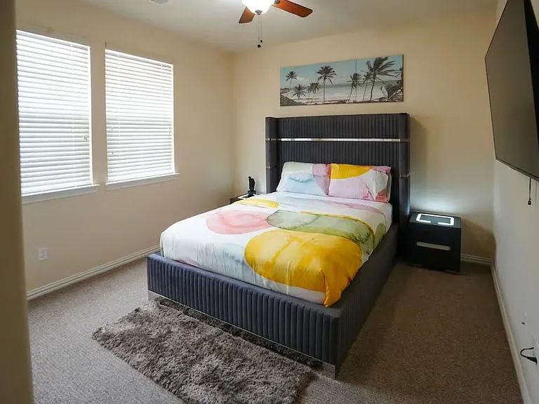 5625 Dolores Place Ln #B — Photo 31
