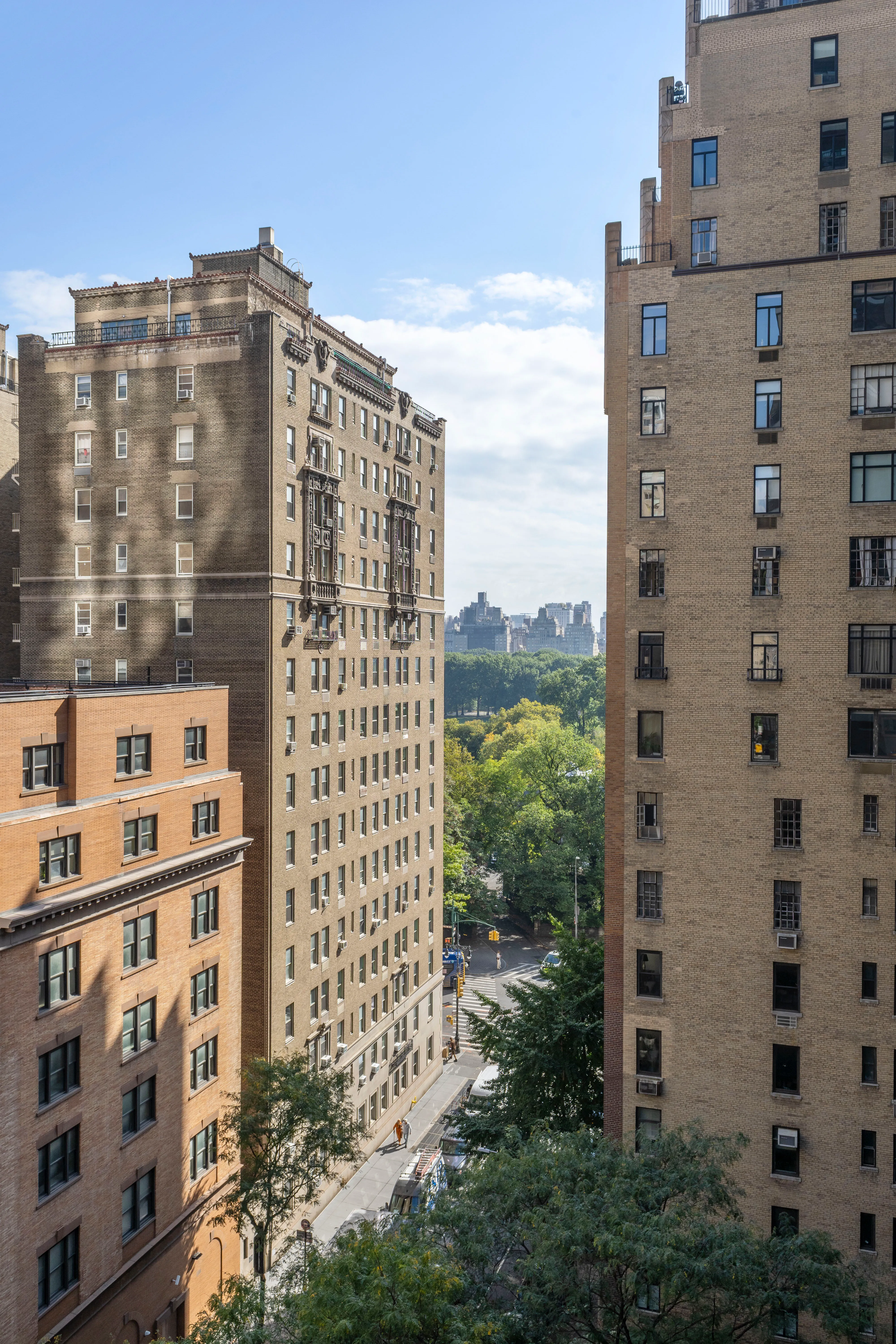 ST様 2点 22 West 66th Street #10 in Lincoln Square, Manhattan