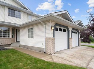 31 S Silvergrove Close NW, Calgary, AB T3B5R4