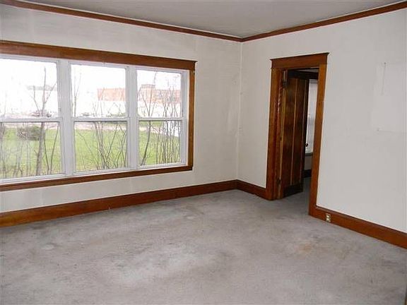 5th image of 516 S Park Ave