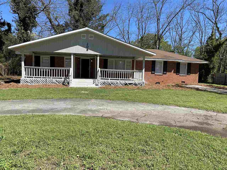 1st image of 208 Crestwood Ter