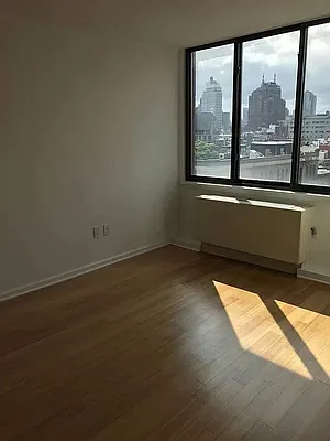 Rented by Sassoon Group | media 8