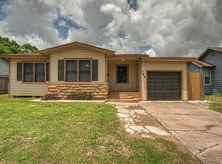 746 Ashland Dr, Corpus Christi, TX 78412