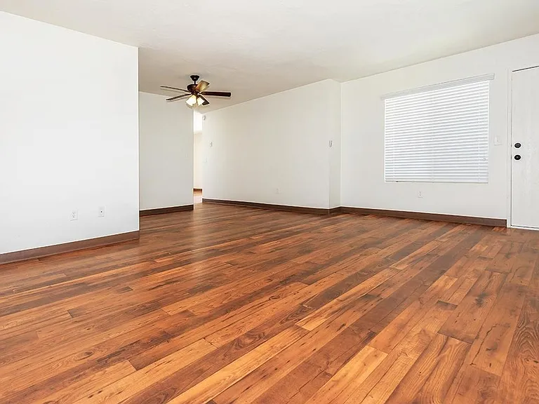 East Orange Village Apartments — Photo 75