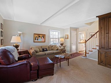 31 Villa Coublay Dr, Saint Louis, MO 63131 | Zillow