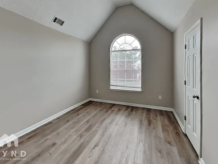2691 Ward Lake Ct — Photo 16