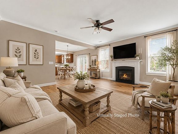 4th image of 1115 High Fox Dr