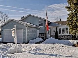 4841 Eastwood Ct, Waukegan, IL 60087